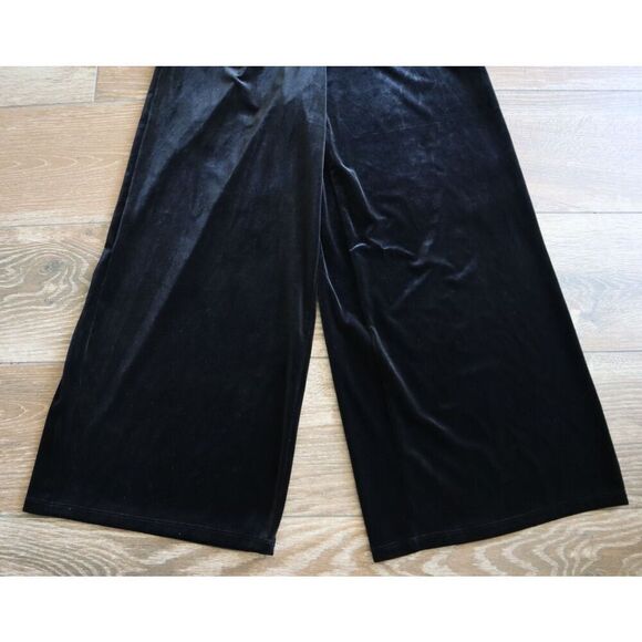 Old Navy 812909 Women’s Sz XS Black Sleeveless Fit & Flare Cami Velvet Jumpsuit - Picture 10 of 13